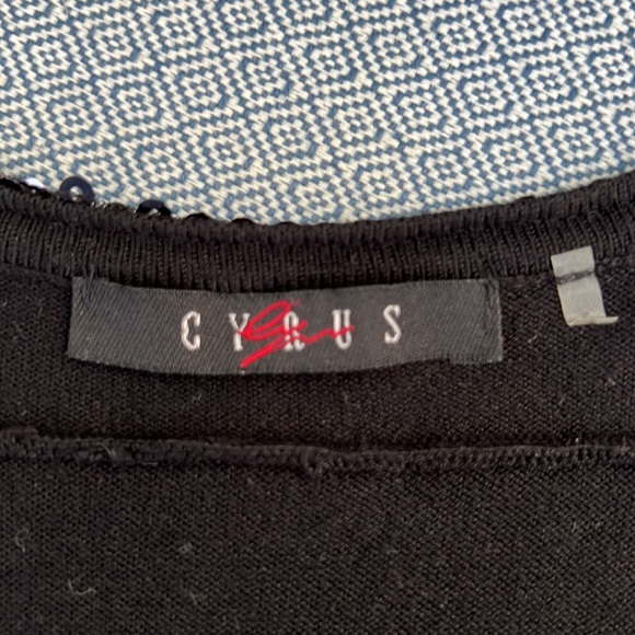 Cyrus Sequined Sleeveless Top - Picture 6 of 8